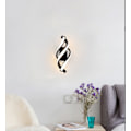 Miniatyrbillede 3 af 4: (Hvid) Indendørs LED væglampe Sort Simpel Design Væglampe til Gang Trappe Stue Soveværelse
