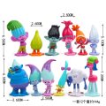 Pikkukuva 3 / 5: Keepsake-joulukoristesarja, DreamWorks Animation Trolls Holiday in Harmony Poppy ja Branch (12 kpl)
