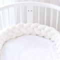 Miniatyrbilde 1 av 4: Sengkantbeskyttelse Baby sengkantbeskyttelse, 4-flettet flettet taupute, hvit, 2,2m