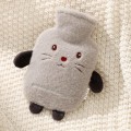 Miniatyrbild 3 av 5: Termosflaska Bekväm fluffig mjuk plysch söt mönster Perfekt för rygg, midje värme Perfekt present till familj eller flickvän, 1 st, 1000 ml, 26x15