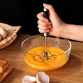 Miniatyrbilde 5 av 5: Visp, Halvautomatisk Håndmikser, Rustfritt Stål Manuell Eggvisp, Multifunksjonell Roterende Visp for Pisking, Røring og Blanding, Gave til Barn