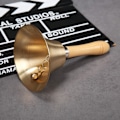 Pikkukuva 2 / 5: Super Loud Solid Brass Hand Call Bell
