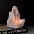 Miniatyrbild 1 av 5: Vit skördare sittande staty, creeper kostym sittande staty, gotisk halloween dekoration te stativ