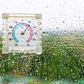 Miniatyrbild 5 av 5: Självhäftande termometer för invändig fönstermontering