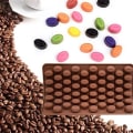 Miniatyrbild 3 av 5: 55 Hål Kaffebönformad Chokladform 3D Non-Stick Silikonform för Kakor, Fondanter, Geléer, Isbitar