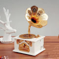 Miniatyrbild 5 av 5: Retro Musikbox Retro Grammofonsmycken Liten Plast Smyckeskrin Dekoration Jul Födelsedagspresent Dam Flicka Barn (Vit)