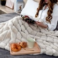 Miniatyrbilde 5 av 5: Pelspledd til sofa, tykt og mykt vinterpledd til sofa, soverom, stue, 130 x 160 cm, beige