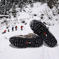 Miniatyrbilde 3 av 5: 1 par sklisikre kalosjer for gåing på is og snø (m) sklisikre gummikramper med 24 tenner, med 1 par stropper, vinterfiskeutstyr, snø