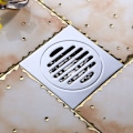Miniatyrbild 4 av 4: Annan avloppstillbehör duschgolvavlopp mässing deodoriseringsmedel duschgolvavlopp krom fyrkantigt nät duschgolvavlopp med mässing deodorantkärna—Silver，Konventionell