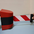 Miniatyrbild 4 av 5: Infällbar Köavdelare - Väggmonterad Säkerhetstejp för Publikkontroll med Tillbehör, 2m
