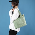 Miniatyrbillede 1 af 3: Totebag med flere lommer med lynlås, håndlavet japansk canvas håndtaske med rum