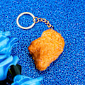Miniatyrbillede 3 af 5: Kylling Nugget Nøglering, Sød Nøglering Gave til Kvinder Mænd, Perfekt til Rygsække, Tasker, Punge, Punge, Bilnøgleringe