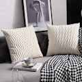 Miniatyrbilde 2 av 4: 2 stk Originale Hvite Stripe Dekorative Putesett Kvadratisk Fløyel Putesett For Landstil Sofa 50*50