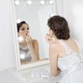 Miniatyrbillede 3 af 5: Dæmpbar Makeup Spejl Lys Kit, Selvklæbende Spejl Lys Kit til Toiletbord, Plug-in Makeup Lys til Badeværelse Vægspejl (Enkelt Pære)