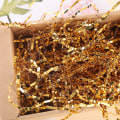 Miniatyrbillede 3 af 5: 20g gyldent krøllet papir silke raffia gaveæske fyld Nytårsgave dekoration gaveæske strimlet papir silkepapir (5 stk.)
