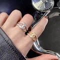 Miniatyrbillede 3 af 5: Dobbelt C spænde damering kobber platinbelagt zircon smykker ring (2 stk.)