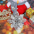Miniatyrbilde 4 av 4: 10 stk. kunstige julestjerner med glitter og klips – julepynt – glitrende julestjerner – julepynt til juletreet