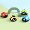 Pikkukuva 4 / 5: Vetopeltiauto, Beetle Freewheel (4 kpl, eri värejä) - 1-vuotiaan leluautosetti - Ikä 12 kuukautta - Lahjat 1-vuotiaille pojille - Lelut 1-vuotiaalle pojalle