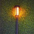 Pikkukuva 2 / 5: Aurinkotulivalot puutarhan koristeluun, aurinkovalot vedenpitävät, LED-soihtu ulkokoristeluun, ulkokoristelu pihan puutarhataiteeseen