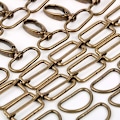 Miniatyrbilde 5 av 5: 40 stk Tri-Glide metallspenne + D-ringer + svingbare kroker + magnetiske syknapper DIY tilbehør for belteveske