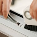 Miniatyrbillede 5 af 5: Rainure Rengøringsbørster - 2 i 1 Multifunktionel Raunure Skinne Hurtig rengøringsværktøj til rengøring af vinduer til køkken badeværelse hjørner rum, 2 stk