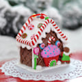 Miniatyrbillede 1 af 2: Julekirkeby, Julekollektion Bygning, Julehus, Julepynt D