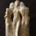 Miniatyrbilde 3 av 4: Håndmalte figurer, tre søstre