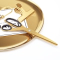Miniatyrbillede 3 af 3: Guld rustfrit stålsaks, sort gummi indeni for komfort