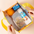Pikkukuva 3 / 3: Eristetty lounaskassi (sininen riisipallo), suuri lounaskassi, eristetty ja vedenpitävä lounaskassi, bento-kassi lasten kouluun, lounaskassi