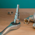 Miniatyrbillede 4 af 5: Universal trinbrændselsskrællenøgle med 1/2\" firkantfatning 5 størrelser til sanitetsartikler og radiatorer