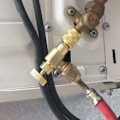 Miniatyrbillede 4 af 4: 2 stk. Påfyldningskølemiddel Sikkerhedsventil Hurtigkobling Klimaanlæg R410A R22 Adaptere stik,