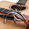 Miniatyrbild 5 av 5: 1 st Shark Capo Lättviktslegering Snabbväxling Med Förvaringsväska för Gitarrer, Ukulele, Banjo（svart） black