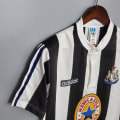 Miniatyrbild 4 av 6: Newcastle Hemmaströja för Herrar, Kortärmad Sommar T-shirt Fotbollströja Andningsbar, Storlek 95-97 XL