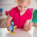 Miniatyrbild 5 av 5: Trärobotar Leksak Flexibla Dockor Ledade Justerbara Skrivbordsleksaker Figur för Barn, Trärobotleksaker Yellow