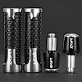 Pikkukuva 1 / 5: Till KAWASAKI ZX-6R ZX6R 1995-2012 2005 2006 2007 2008 2009 11 Ohjaustangon Pää Moottoripyörän Kahvat Päät Plus Ohjaustangon Kahvat Päät Vinkit Suojukset Moottoripyörän Polvi & Shi Ett silversvart set
