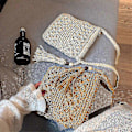 Miniatyrbild 4 av 5: Halmväska Strand Vävd Halm Axelväska med Tofsar Boho Ihålig Virkad Crossbody Beige
