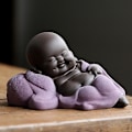 Miniatyrbild 3 av 5: Qikuver Skrattande Maitreya Buddha, Keramik Buddha Staty, Dekorativ Teskulptur, Mini Sittande Lyckliga Buddha Prydnader, Heminredning Trädgårds Prydnader (P
