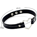 Miniatyrbild 5 av 5: PU-imitation läder gotisk punk choker kort halsband med hjärtformad koppling (svart)
