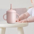 Miniatyrbilde 4 av 5: Silikon Treningskopp med 2 Håndtak, Dryppsikker Strawkopp for Læring (Lys Lilla).