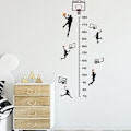 Miniatyrbild 4 av 5: En uppsättning väggdekaler för mätning av basketbollshöjd