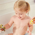Pikkukuva 4 / 4: The First Years Disney Nemo -kylpyammeen suihkupelit aistipeliin