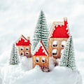 Miniatyrbilde 5 av 5: 8 stk. 3 størrelser Mini Juletre Kunstig Mini Grantrær Grønt Mini Juletre Små Juledekorasjoner Figurer 10/15/20 Cm