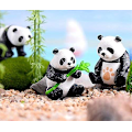 Miniatyrbilde 4 av 4: 8 stk. Miniatyrhagedekorasjon Dyr Søt Panda Mini Fe Statue Dekorasjon Resin DIY Tilbehør Fe Hagedekorasjon
