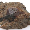 Miniatyrbillede 3 af 4: Sten-Grossular Catalansk Granat-Andradite. 288,2 øre. Pyrenæerne-Orientales, Frankrig