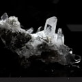 Miniatyrbillede 2 af 3: Sten og mineraler. Bergkrystal kvarts. 312,2 ct. Piz Regina, Grischun, Schweiz.