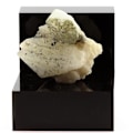 Miniatyrbillede 1 af 2: Sten og mineraler. Adular (Orthoclase). 200,5 ct. Lucendro-dalen, Ticino, Schweiz.