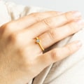 Miniatyrbillede 4 af 4: Bague Luxenter i sterling sølv 925 med glitrende zircon og finish i 18K guld - Naadim pengar 16
