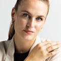Miniatyrbillede 3 af 4: Bague Luxenter i sterling sølv 925 med glitrende zircon og finish i 18K guld - Naadim pengar 16