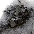 Miniatyrbillede 3 af 4: Sten og mineraler. Sphalerit + Kvarts. 353,1 ct. Krushev dol mine, Madan, Bulgarien.