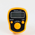 Miniatyrbild 2 av 2: {NT} Elektronisk fingerräknare med LED-display